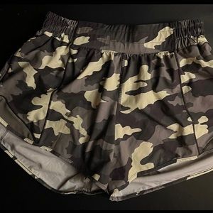lululemon hotty hots camo